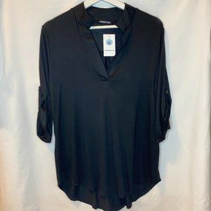 Oversized Black Top- 3/4 sleeve with V-neck collar- Black